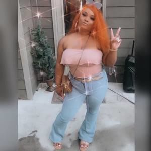 Meet your Posher, Coya